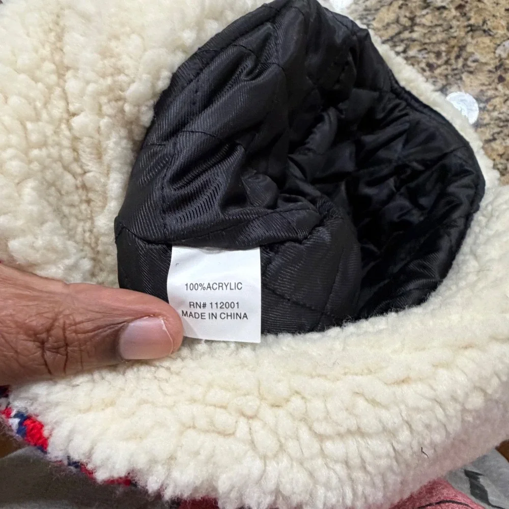 Chicago Knit Trapper Hat Red White Blue Fair Isle Snowflake Faux Fur Ear‎ Flaps